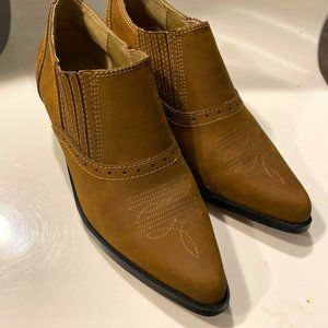 Women's Dingo Brown Ankle Booties